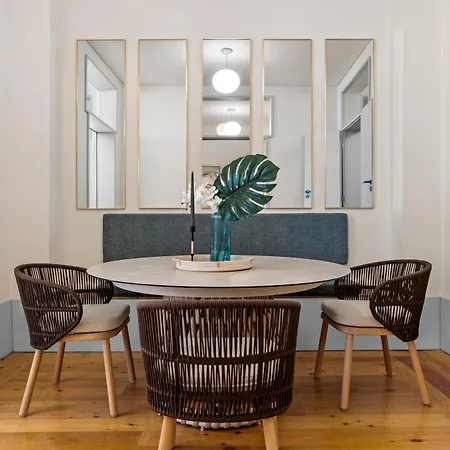 Apartment Whome Elegant City-center Flat Near Praca Do Comercio *