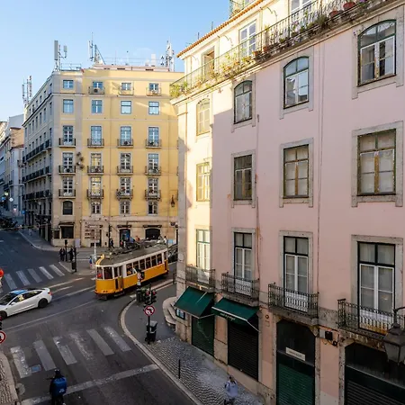 Whome Elegant City-center Flat Near Praça Do Comércio *
